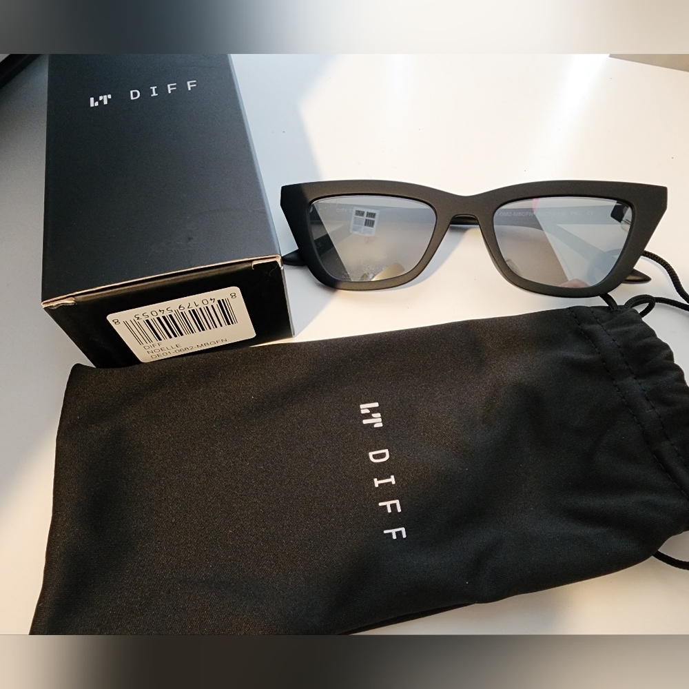 Diff Noelle Sunglasses
